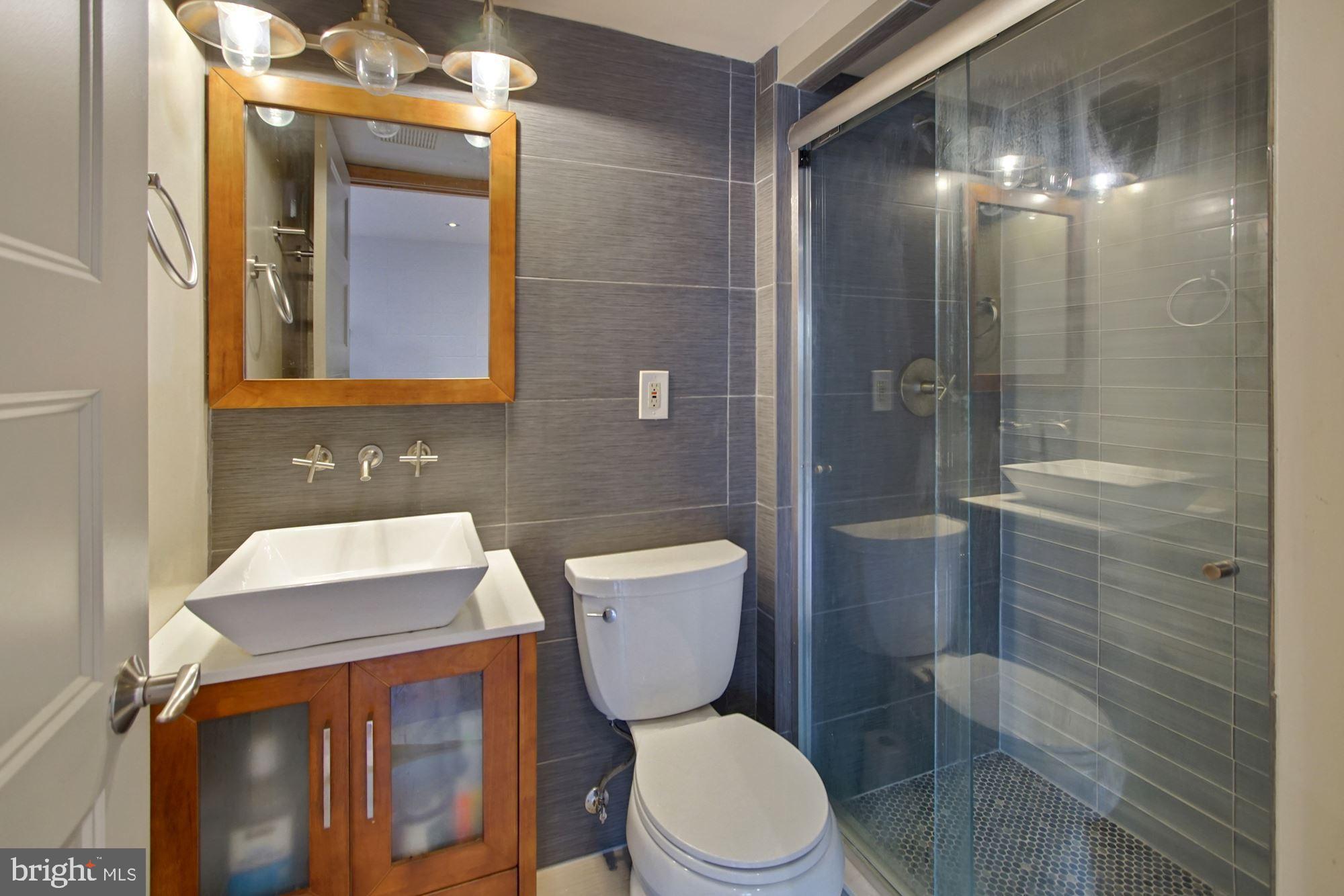 4231 Blagden Avenue Northwest Washington, DC 20011 - Photo 26 of 31