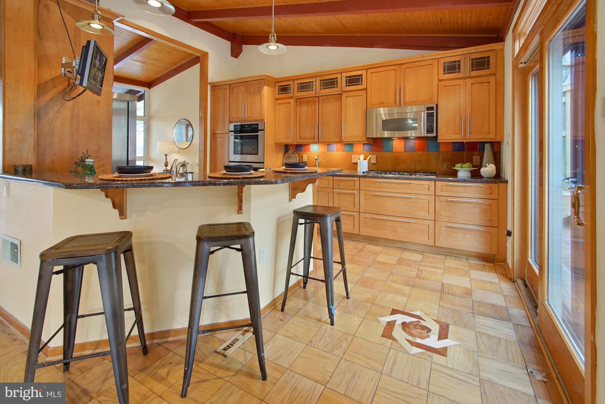 4231 Blagden Avenue Northwest Washington, DC 20011 - Photo 5 of 31