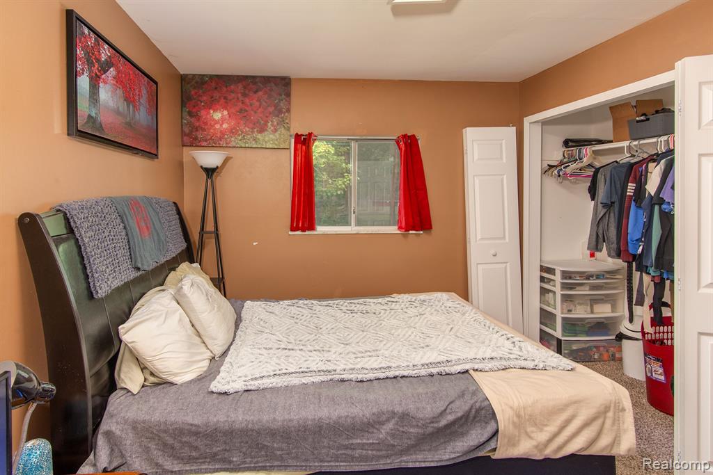 14280 North Road Fenton, MI 48430 - Photo 14 of 29 Gallery Image 14