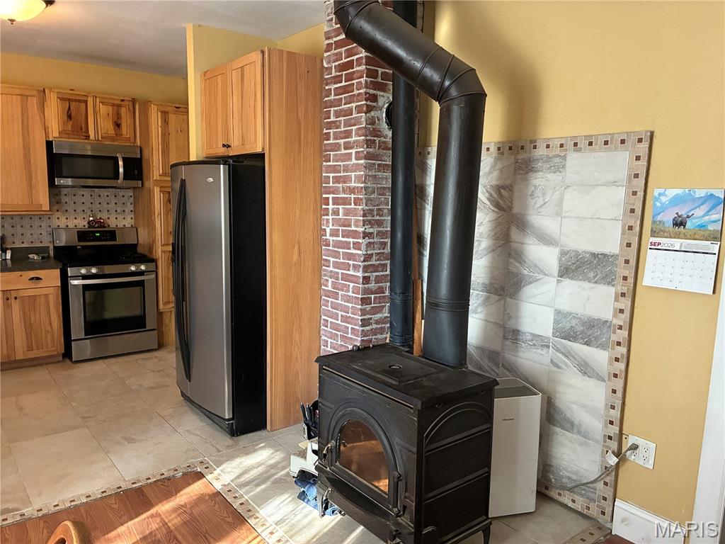 541 Ripson Bridge Avenue Sorento, IL 62086 - Photo 4 of 8 Gallery Image 4