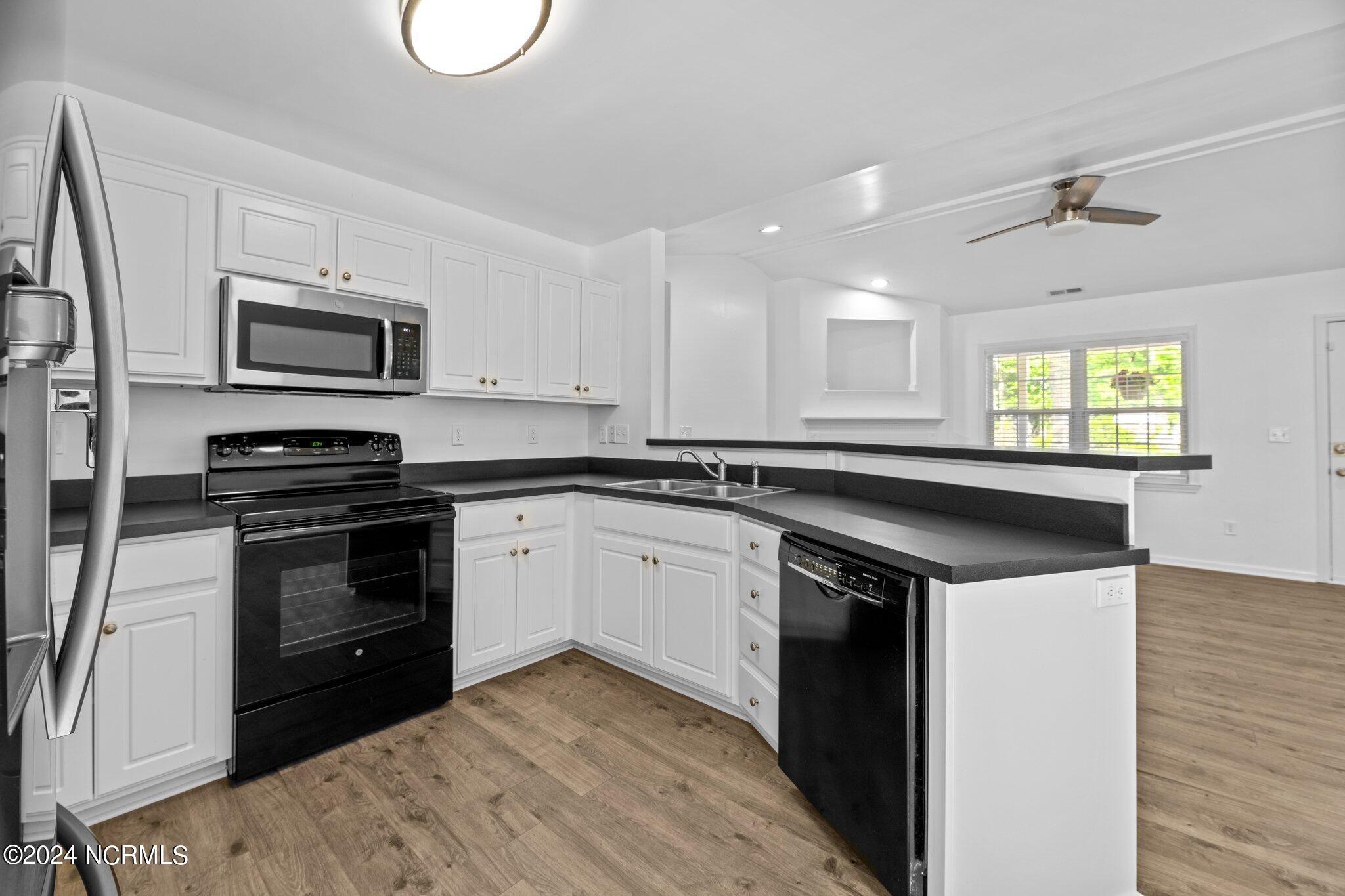 1104 Tebo Road New Bern, NC 28562 - Photo 21 of 32 Kitchen View 3