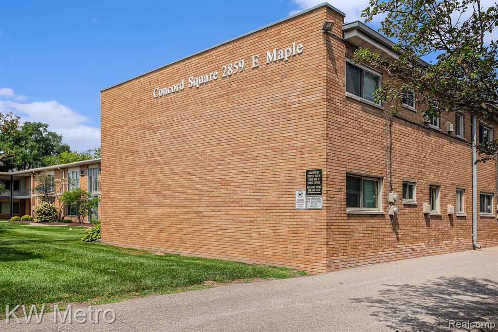 2859 East Maple Road, Unit 3 Birmingham, MI 48009 - Photo 14 of 15