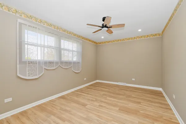 $2,850 | 18031 65th Avenue, Tinley Park, IL 60477