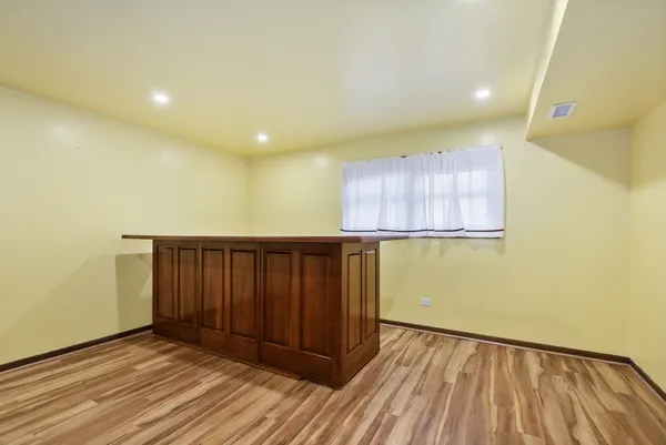 $2,850 | 18031 65th Avenue, Tinley Park, IL 60477