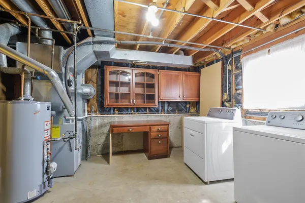 $2,850 | 18031 65th Avenue, Tinley Park, IL 60477