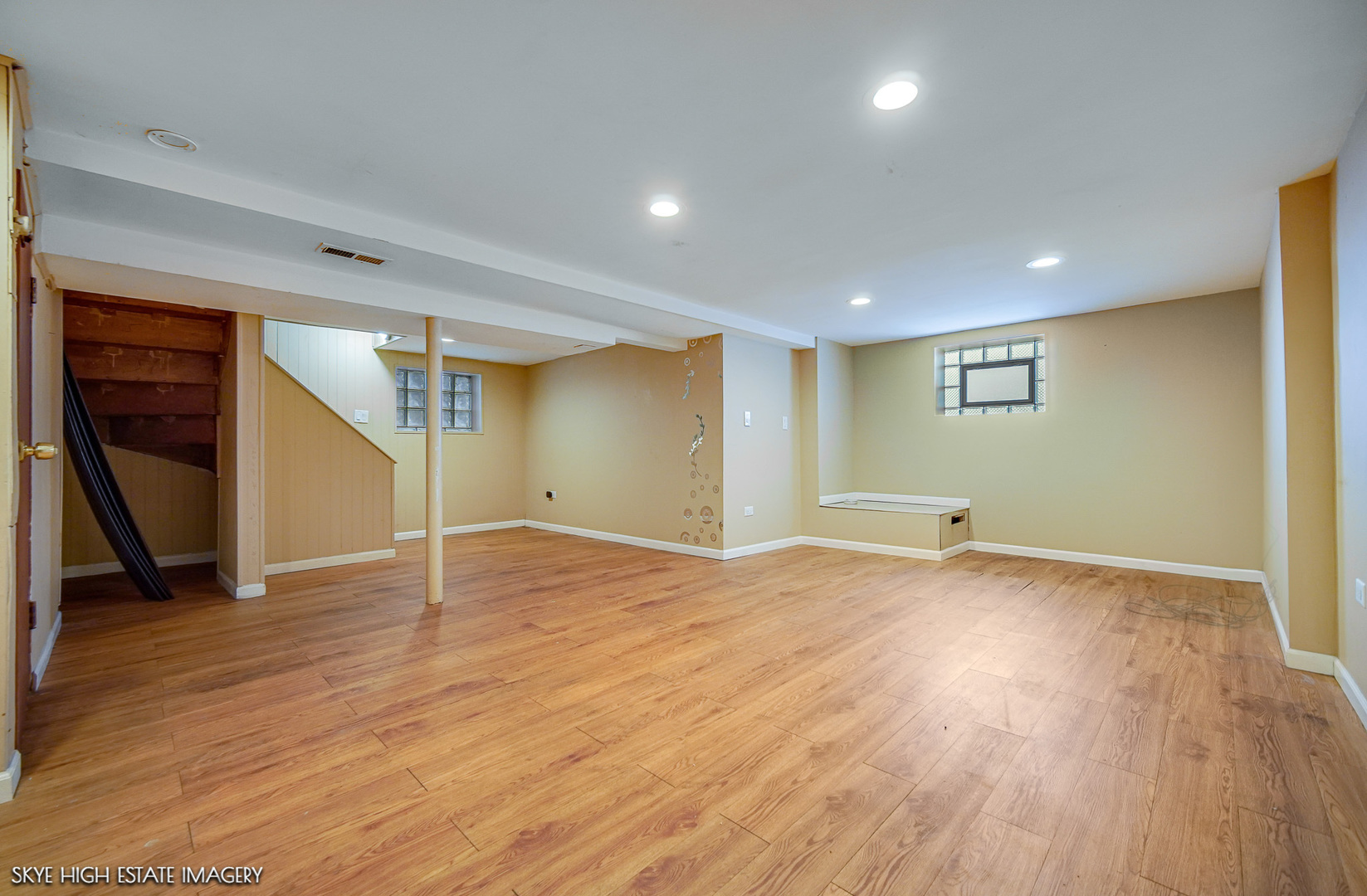 9323 South Rhodes Avenue Chicago, IL 60619 - Photo 12 of 27