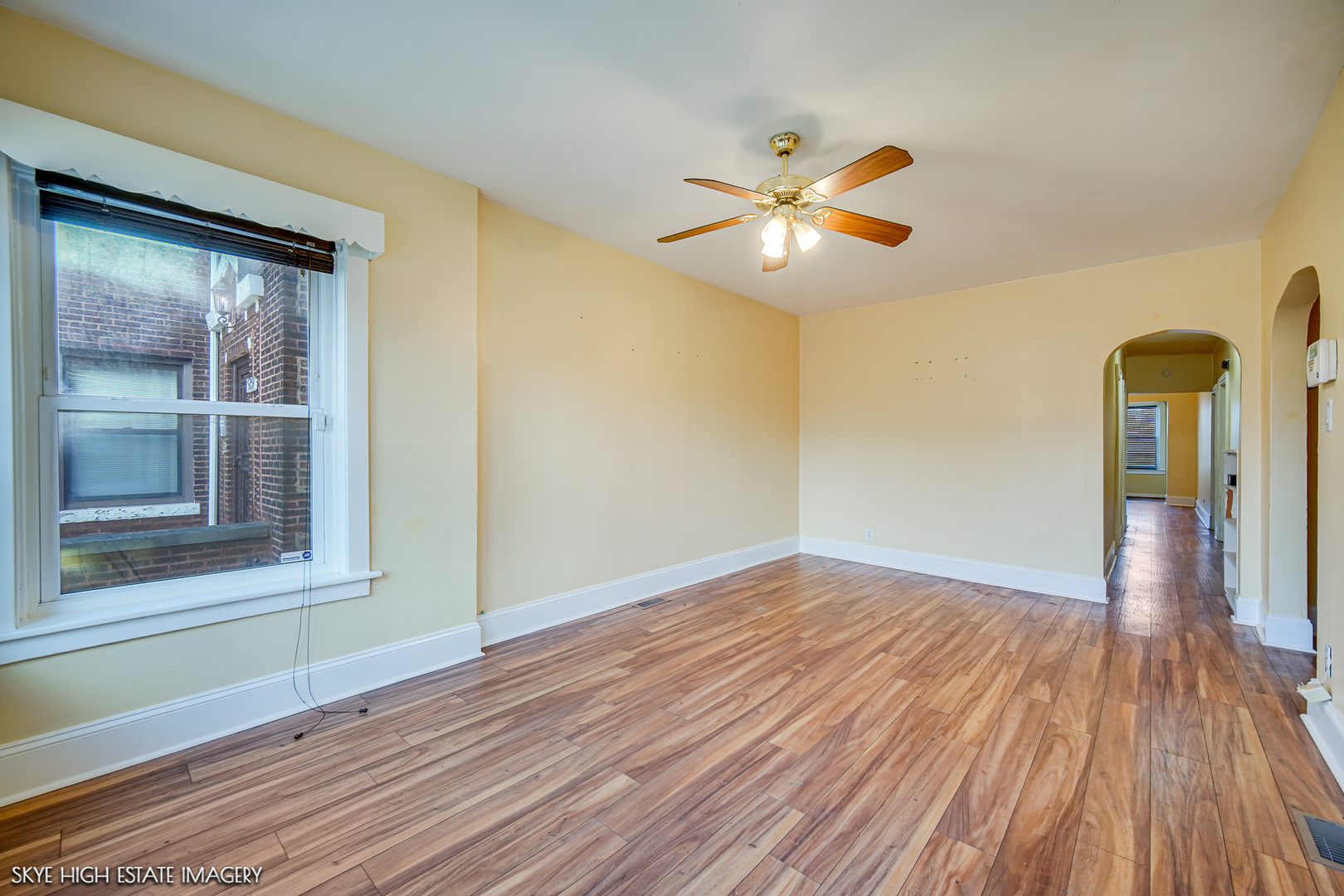 9323 South Rhodes Avenue Chicago, IL 60619 - Photo 6 of 27