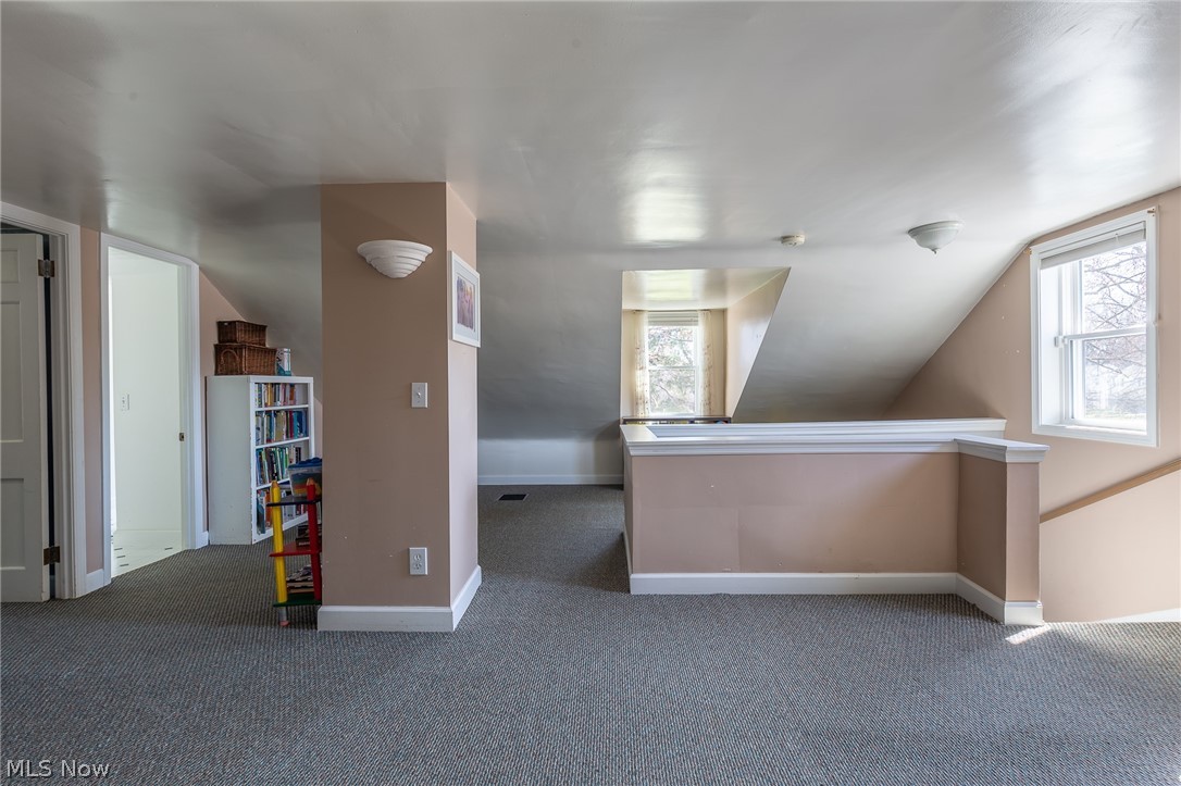 1303 Richmond Road Cleveland, OH 44124 - Photo 18 of 24 Gallery Image 18
