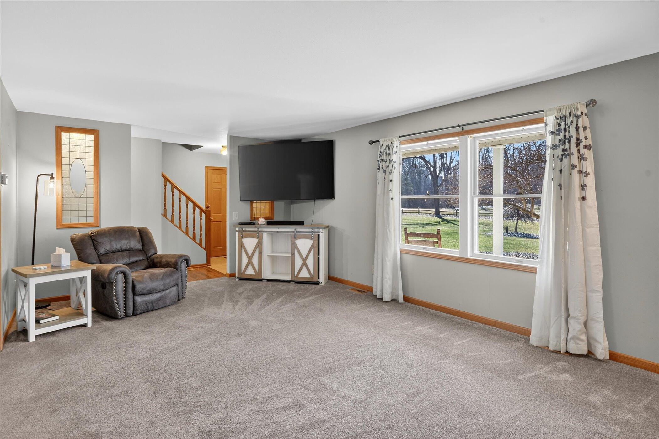 5454 Vrooman Road Jackson, MI 49201 - Photo 6 of 59 09-5454-Vrooman-Rd-Jackson-MI-49201-WInd