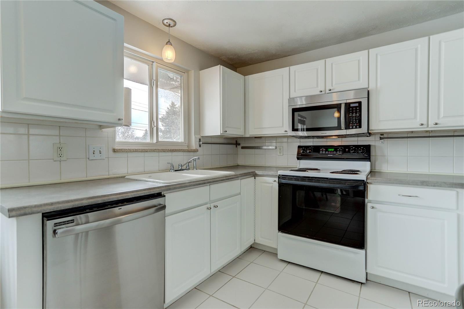 4370 Quay Street Wheat Ridge, CO 80033 - Photo 4 of 13 Gallery Image 4