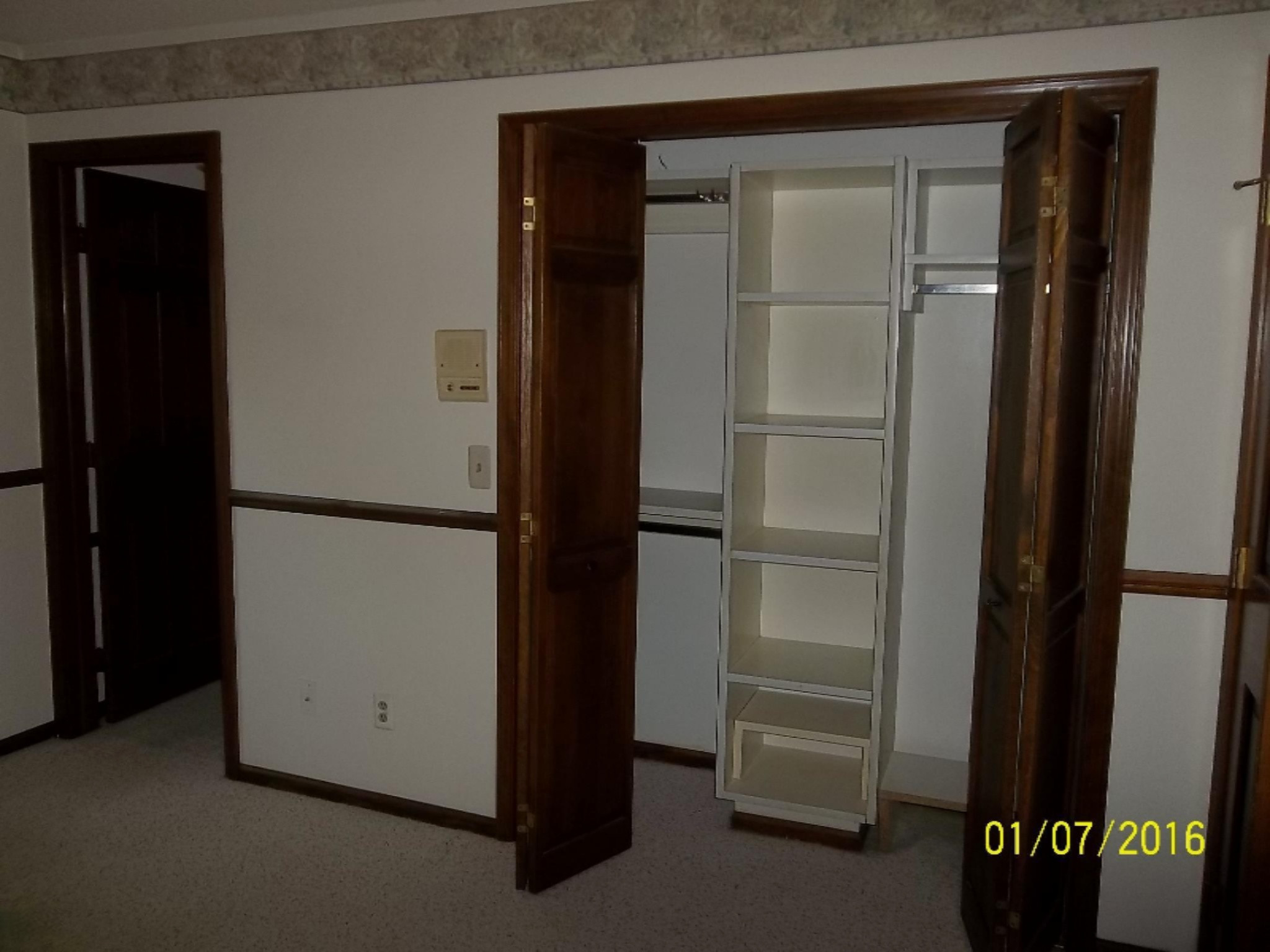 1186 Kloap Road Muskegon, MI 49441 - Photo 13 of 17 100_0300