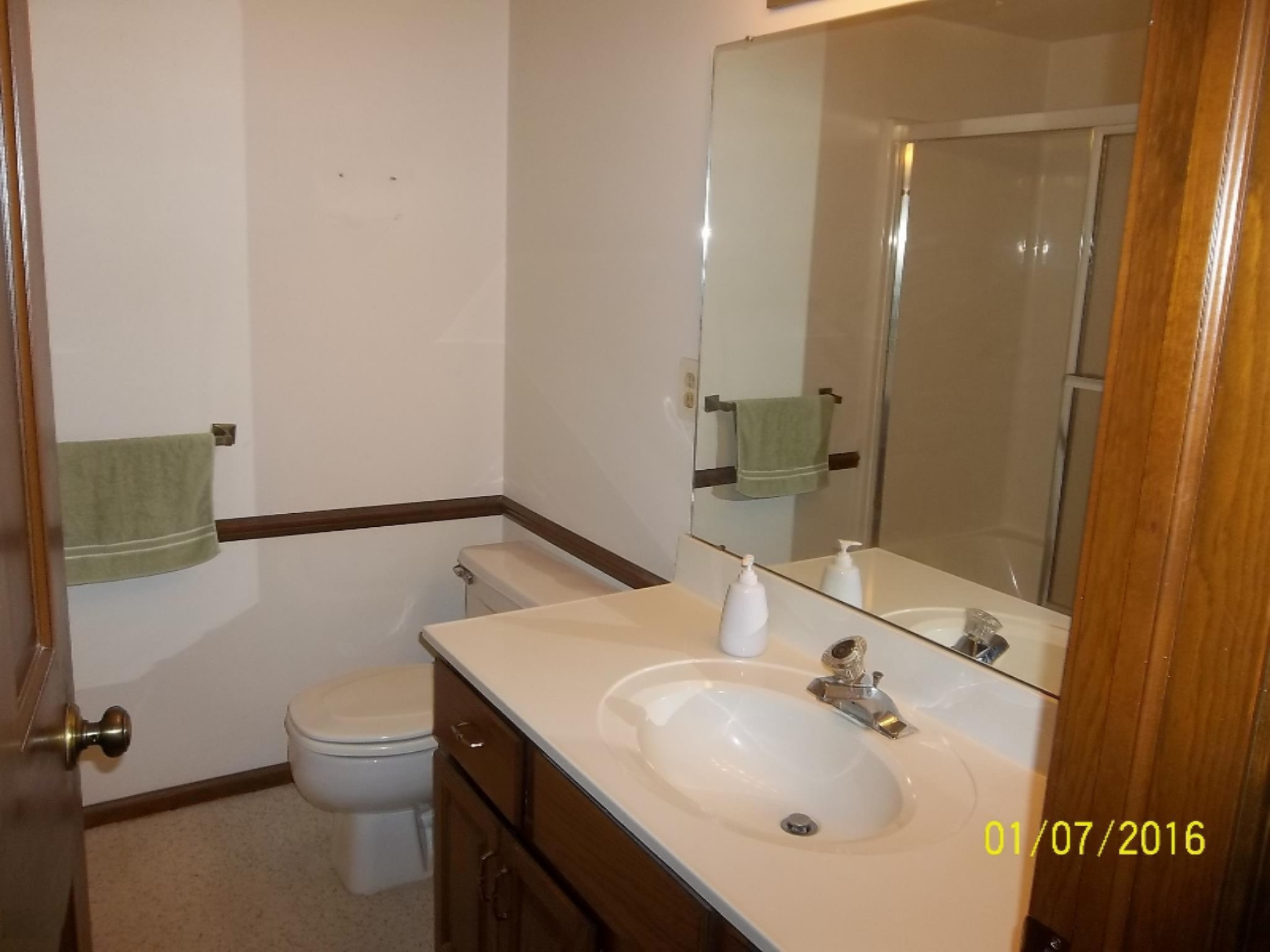 1186 Kloap Road Muskegon, MI 49441 - Photo 8 of 17 100_0298