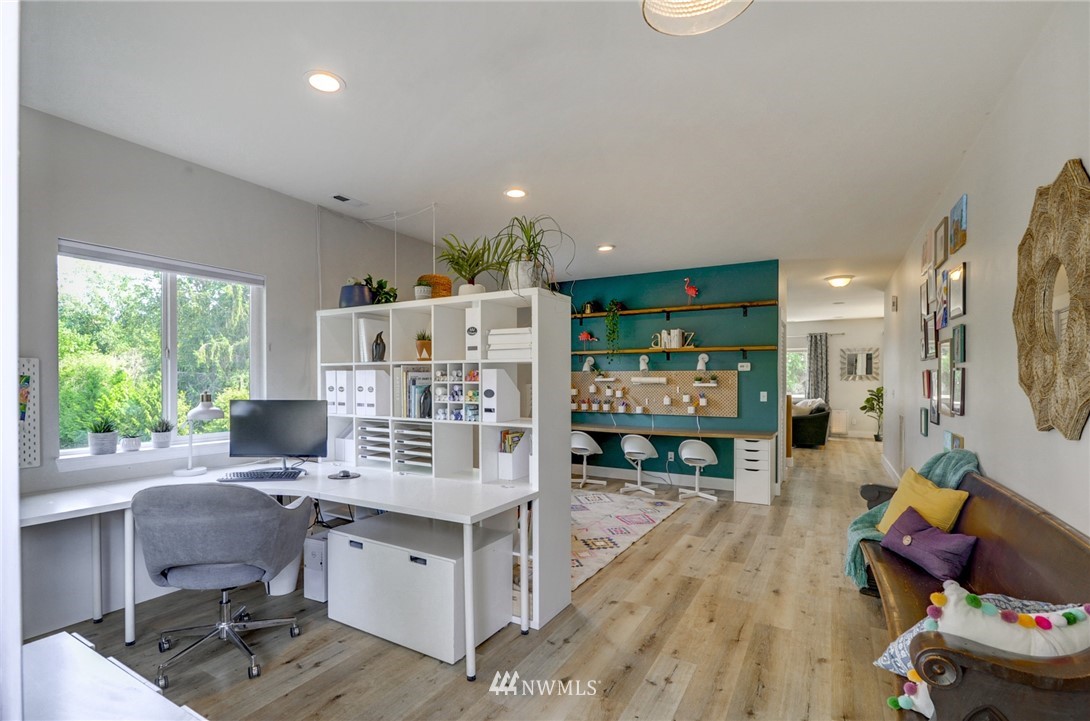 2816 232nd Street Southeast Bothell, WA 98021 - Photo 14 of 40