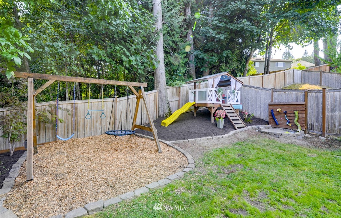 2816 232nd Street Southeast Bothell, WA 98021 - Photo 38 of 40