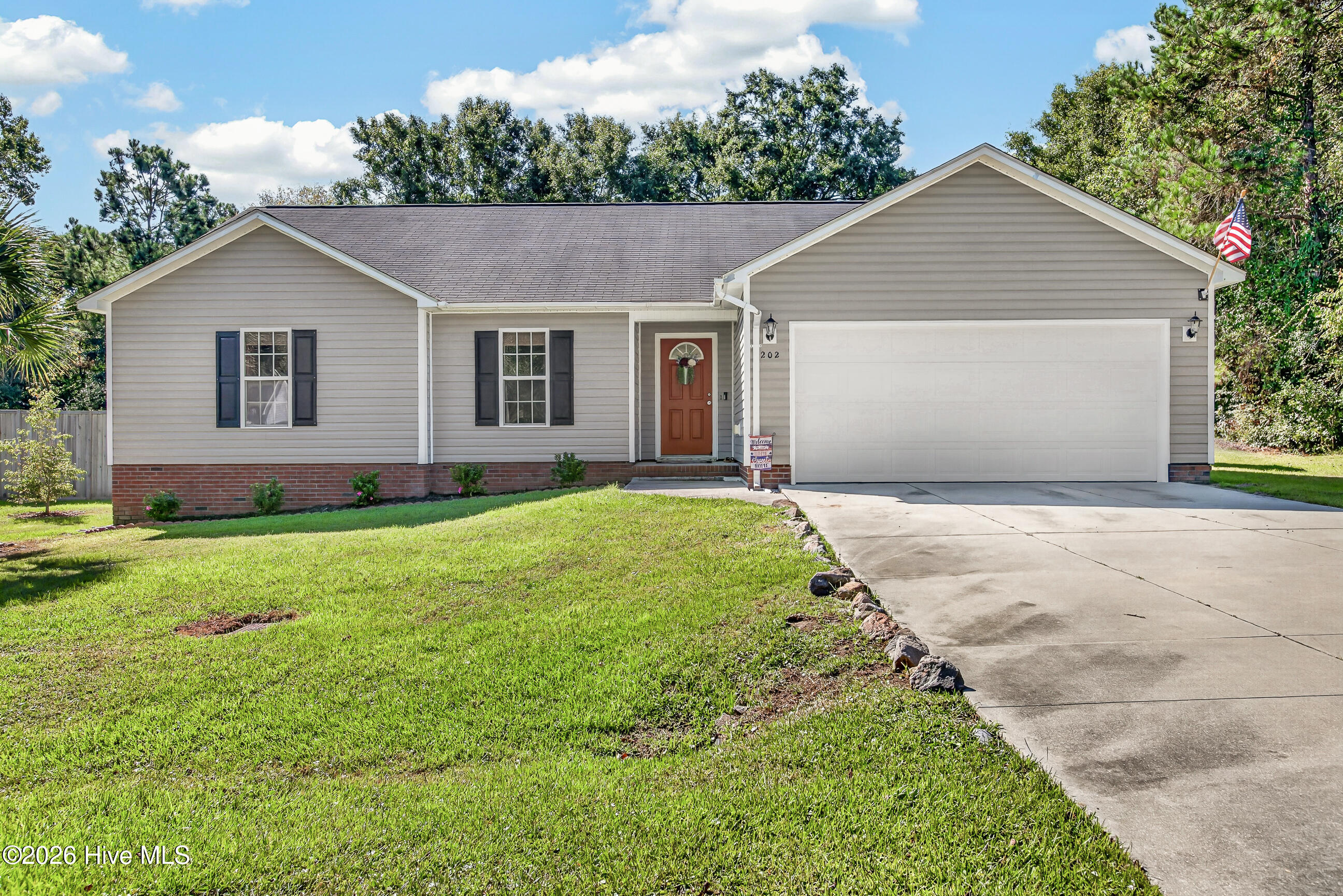202 Hominy Court Hubert, NC 28539 - Photo 1 of 28 Gallery Image 1