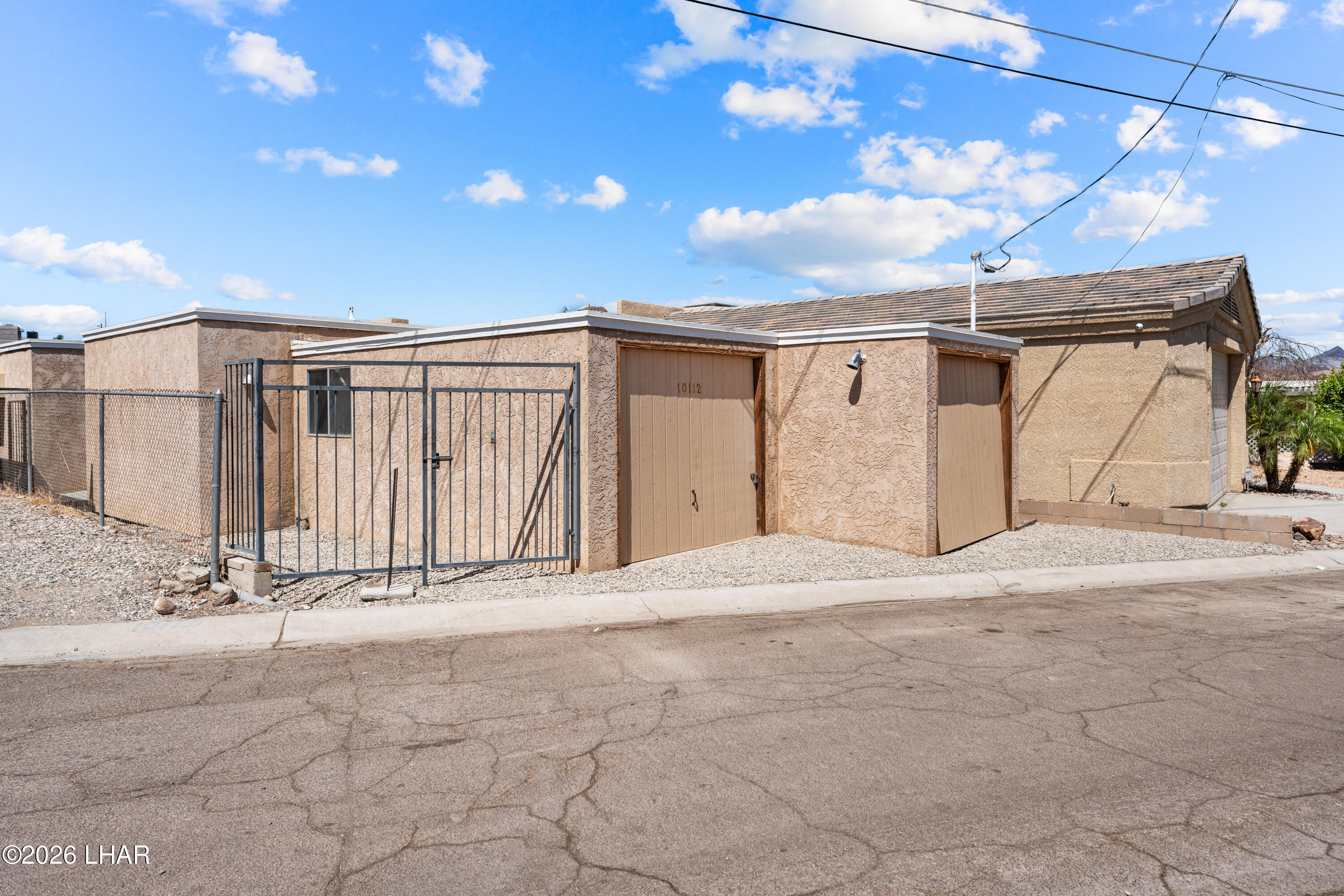 10112 Harbor View Road Parker, AZ 85344 - Photo 3 of 54