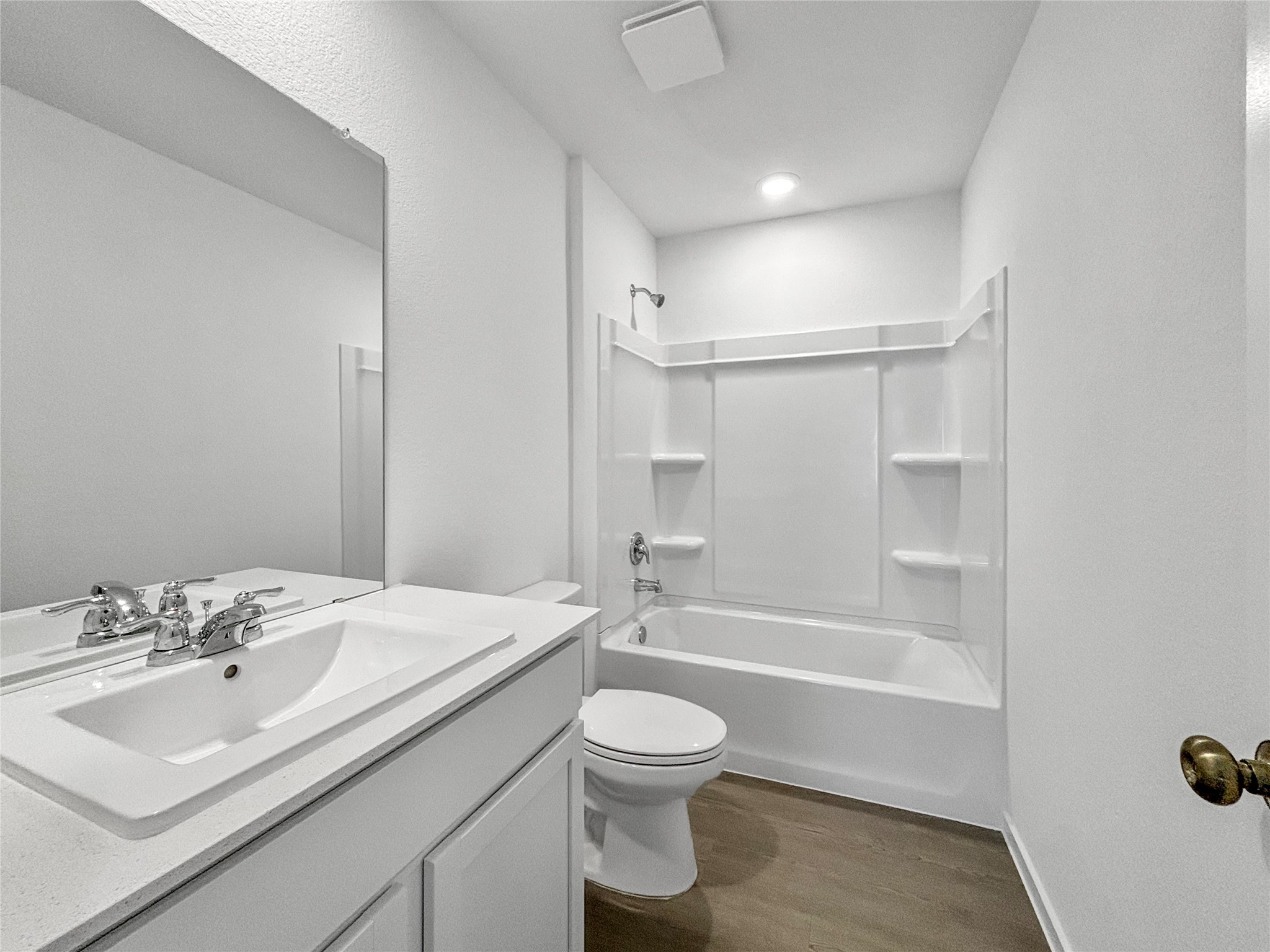 6022 Standpiper Loop Baytown, TX 77521 - Photo 13 of 16 a bathroom with a sink toilet tub and shower