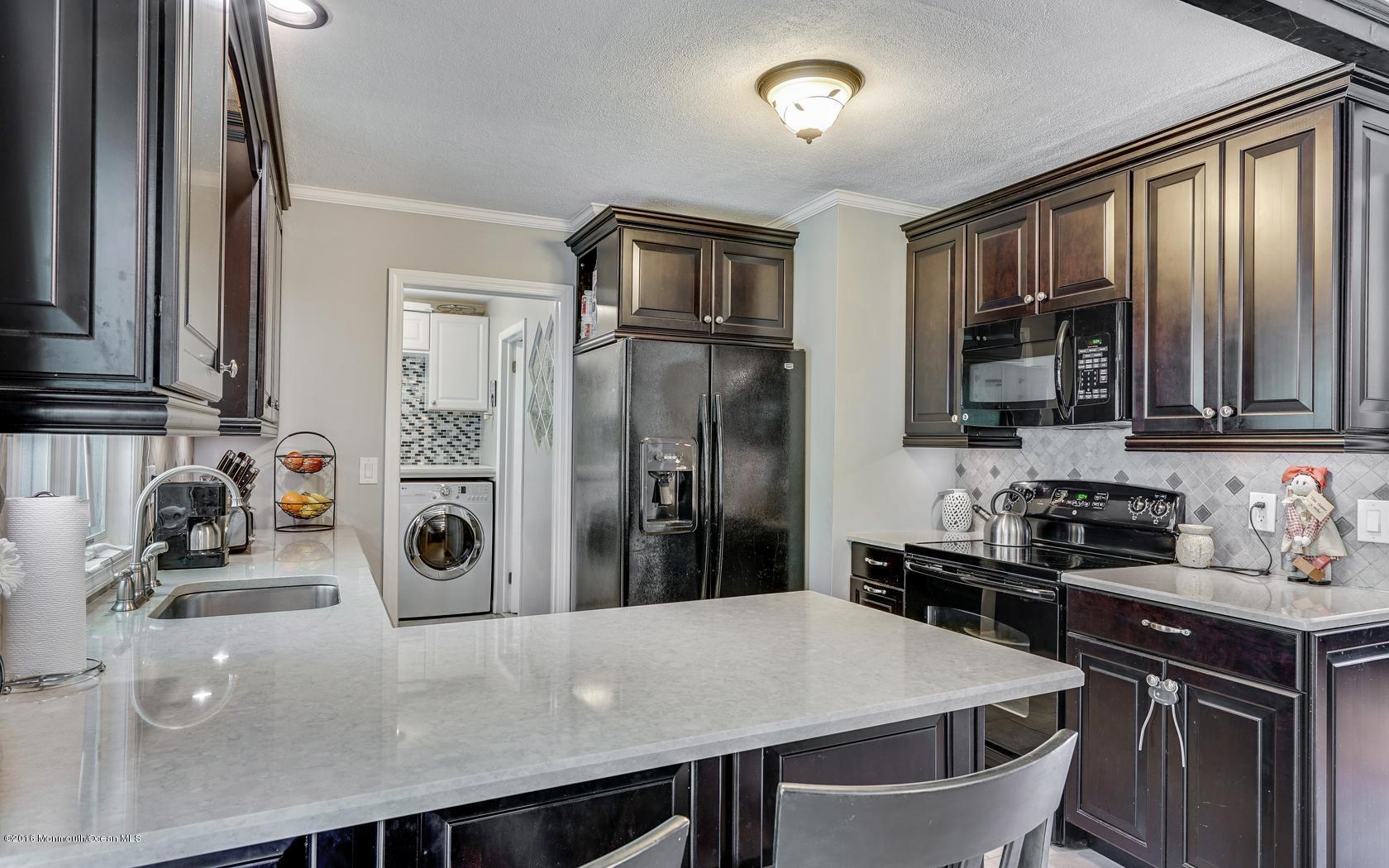 1091 Warren Point Road Toms River, NJ 08753 - Photo 12 of 33 11