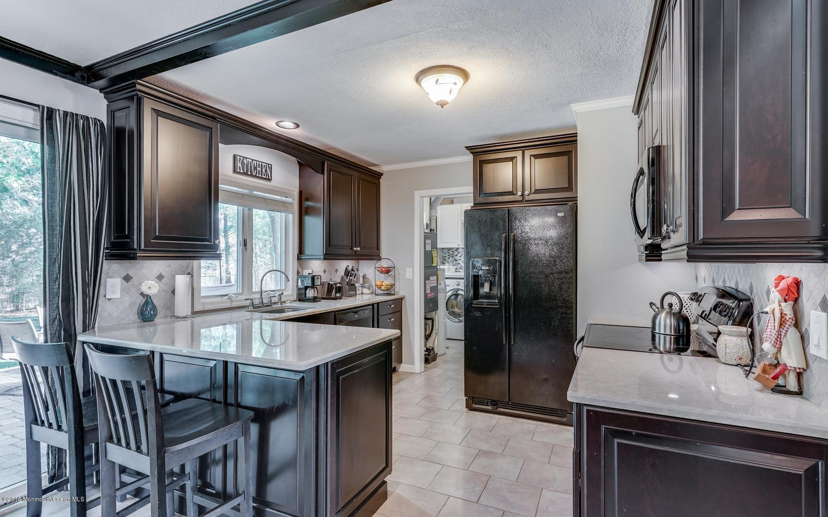 1091 Warren Point Road Toms River, NJ 08753 - Photo 13 of 33 12