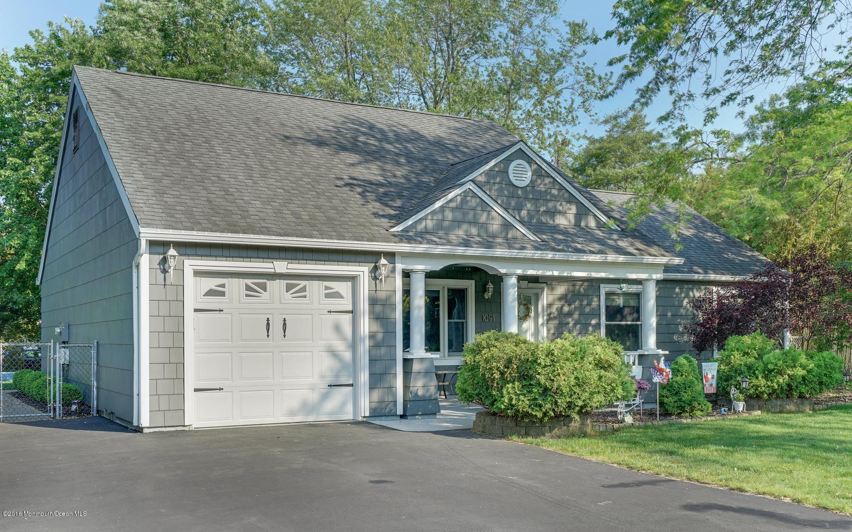 1091 Warren Point Road Toms River, NJ 08753 - Photo 3 of 33 2
