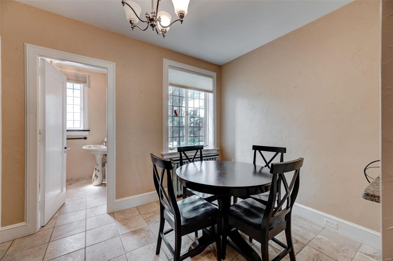 39 Ridgetop Drive St. Louis, MO 63117 - Photo 9 of 21 Gallery Image 9