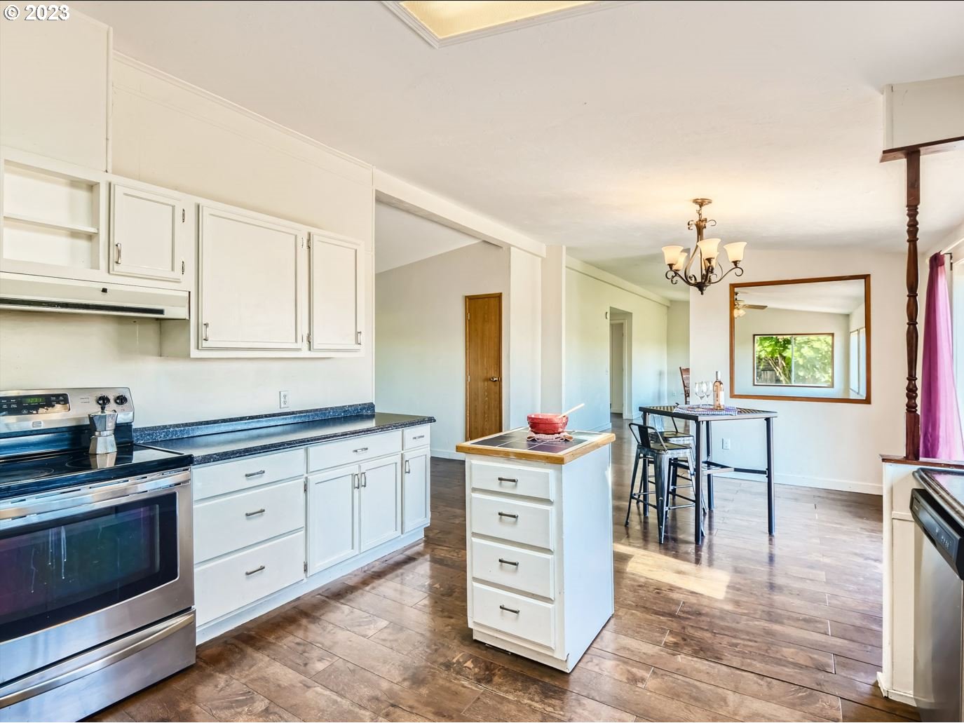22704 Northwest Reeder Road Portland, OR 97231 - Photo 16 of 32 Family Room