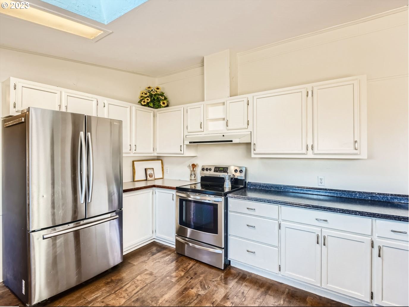 22704 Northwest Reeder Road Portland, OR 97231 - Photo 17 of 32 Family Room