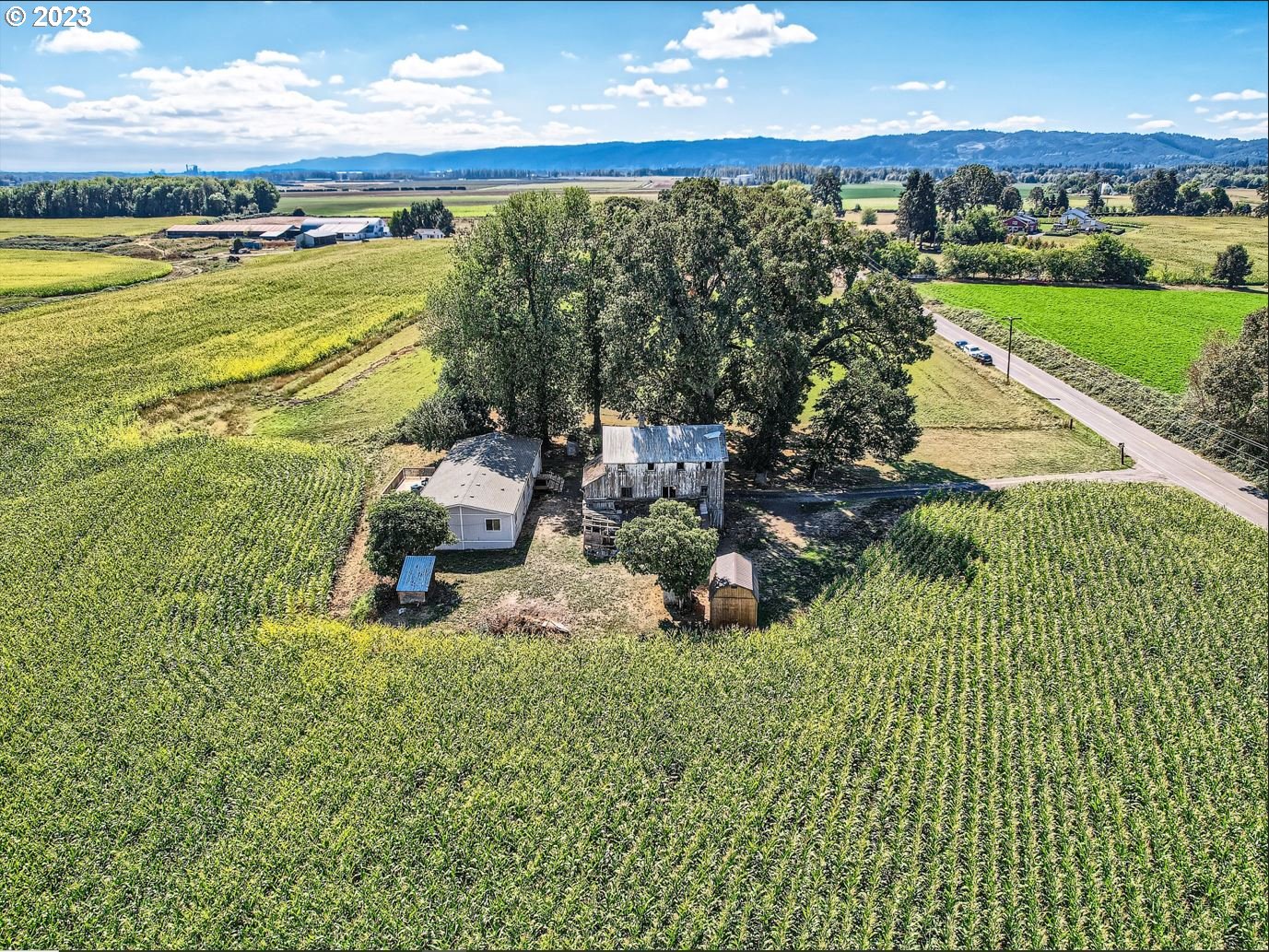 22704 Northwest Reeder Road Portland, OR 97231 - Photo 2 of 32