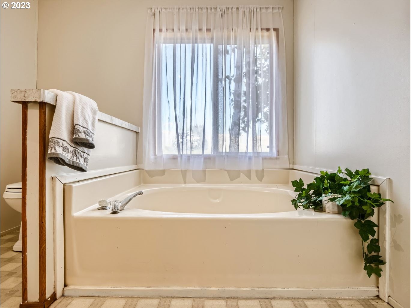 22704 Northwest Reeder Road Portland, OR 97231 - Photo 22 of 32 Owner's Suite Bathroom