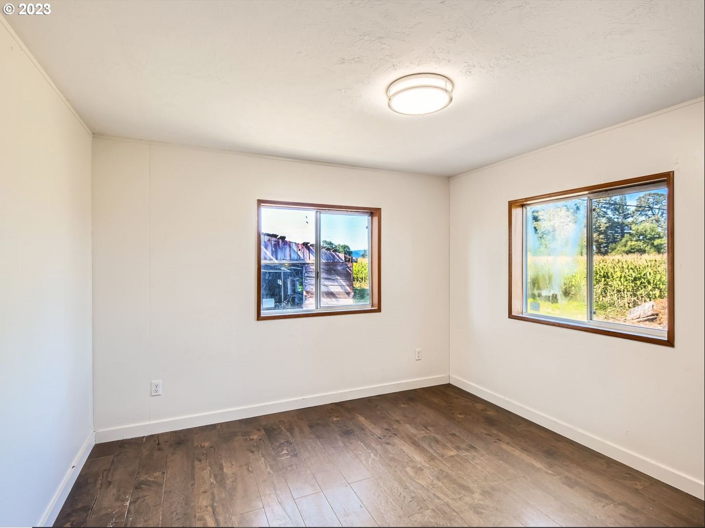 22704 Northwest Reeder Road Portland, OR 97231 - Photo 26 of 32 Deck