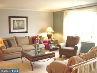 317 Willowbrook Road Boothwyn, PA 19061 - Photo 2 of 6 Gallery Image 2