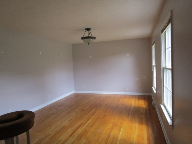 793 Blue Ridge Drive Staunton, VA 24401 - Photo 8 of 11 Gallery Image 8