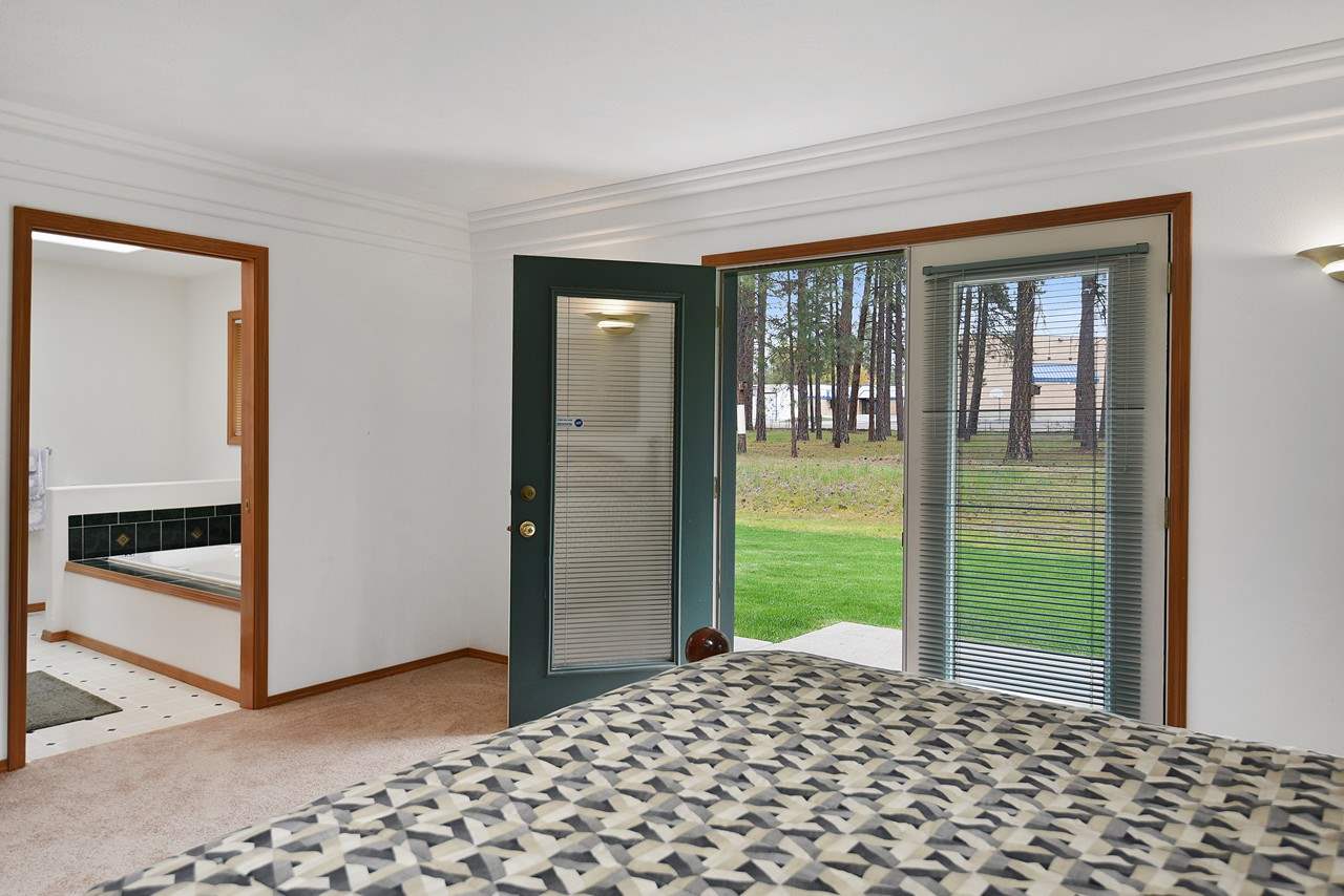 16524 North Yale Road Colbert, WA 99005 - Photo 12 of 20