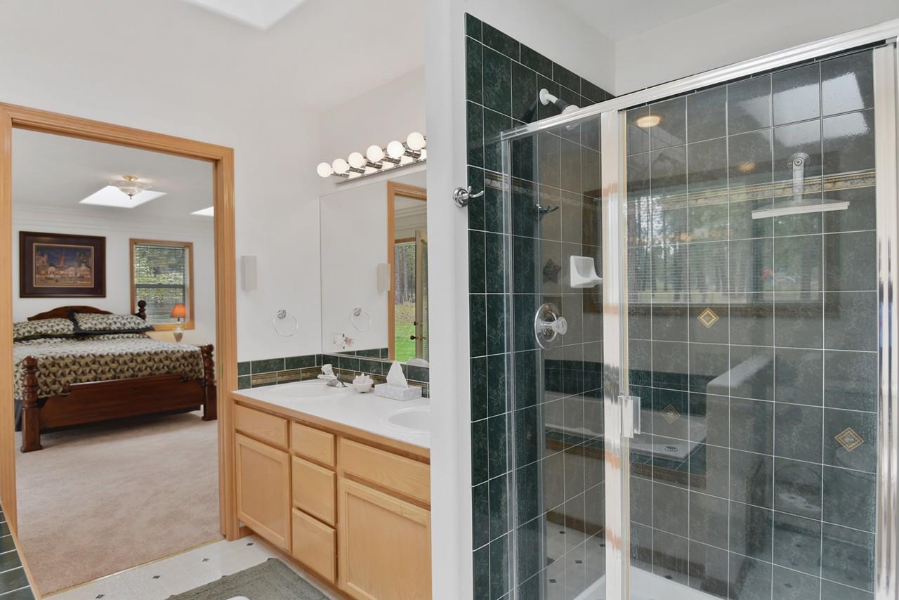 16524 North Yale Road Colbert, WA 99005 - Photo 13 of 20