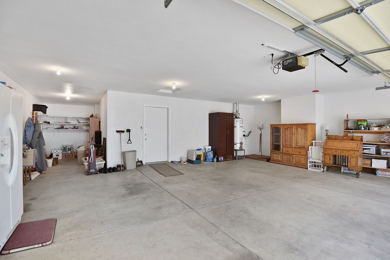 16524 North Yale Road Colbert, WA 99005 - Photo 17 of 20