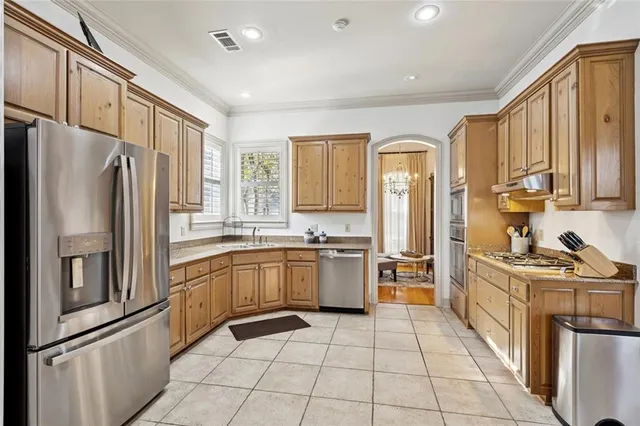 $425,000 | 412 Claymont Court, Madisonville, LA 70447