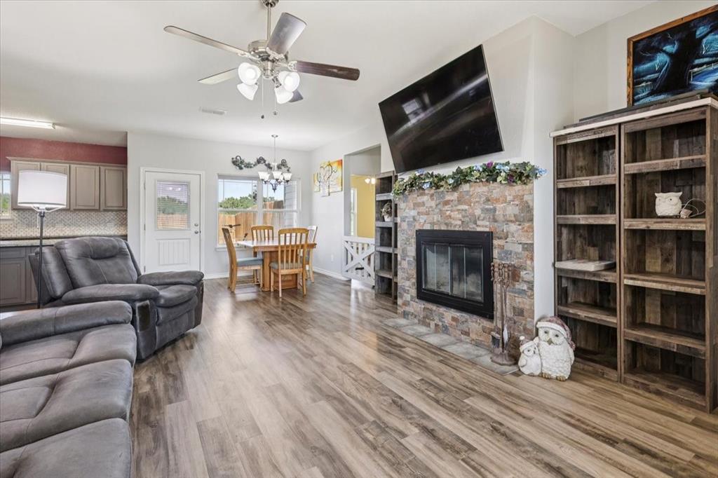 1215 River Hills Road Stephenville, TX 76401 - Photo 7 of 26