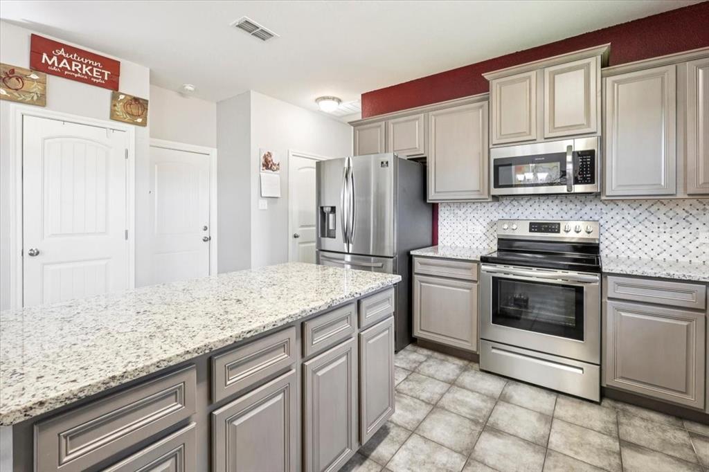 1215 River Hills Road Stephenville, TX 76401 - Photo 10 of 26