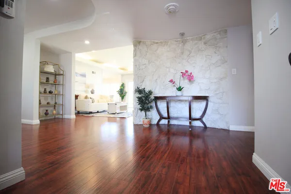 $13,500 | 6605 South Sherbourne Drive, Los Angeles, CA 90056