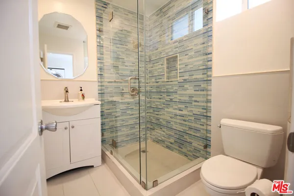 $13,500 | 6605 South Sherbourne Drive, Los Angeles, CA 90056
