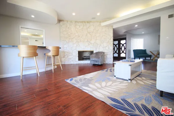 $13,500 | 6605 South Sherbourne Drive, Los Angeles, CA 90056