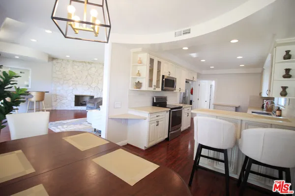 $13,500 | 6605 South Sherbourne Drive, Los Angeles, CA 90056