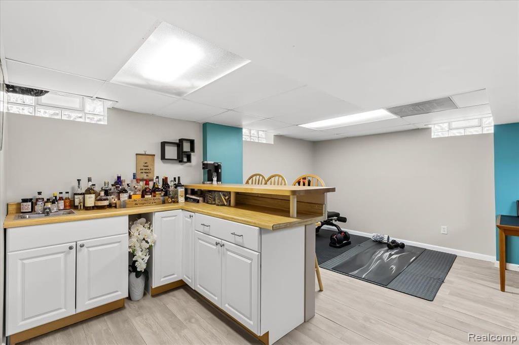 2402 Harvard Road Berkley, MI 48072 - Photo 18 of 27