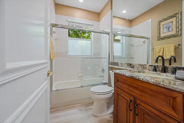 $525,000 | 10870 Royal Devon Way, Lake Worth, FL 33449