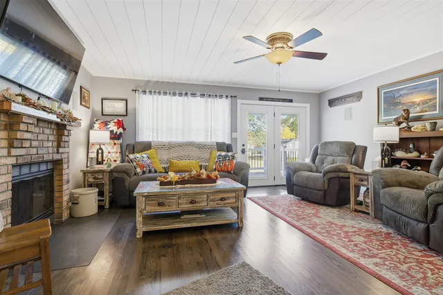 $359,900 | 808 South Spring Lake Road, Mahomet, IL 61853