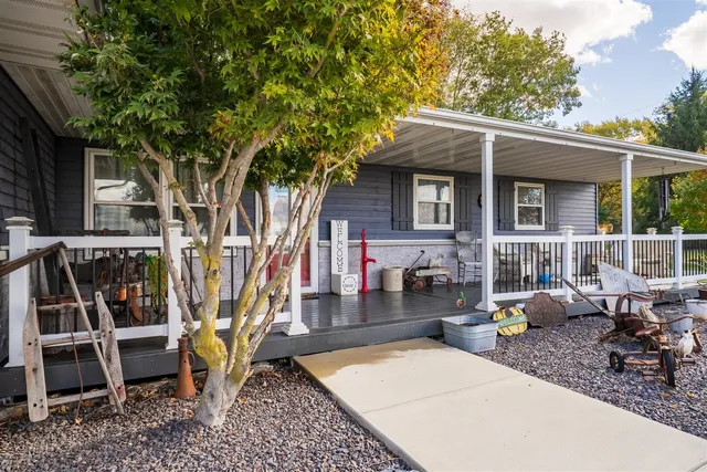 $359,900 | 808 South Spring Lake Road, Mahomet, IL 61853