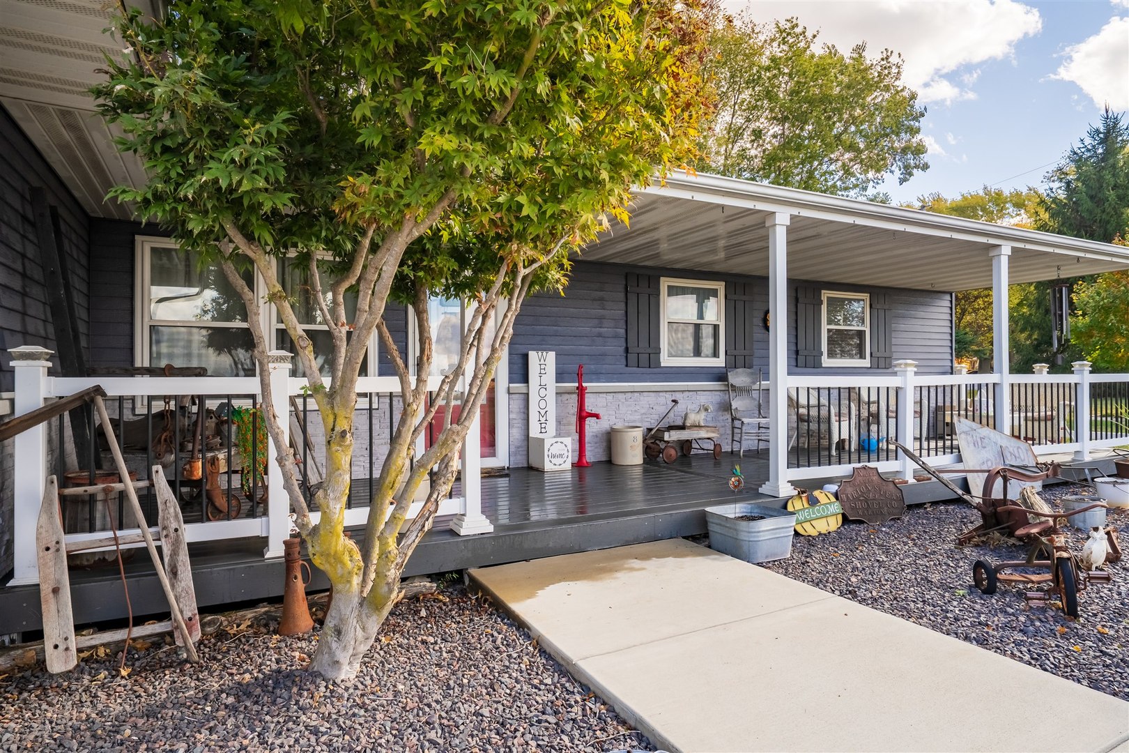 808 South Spring Lake Road Mahomet, IL 61853 - Photo 7 of 30