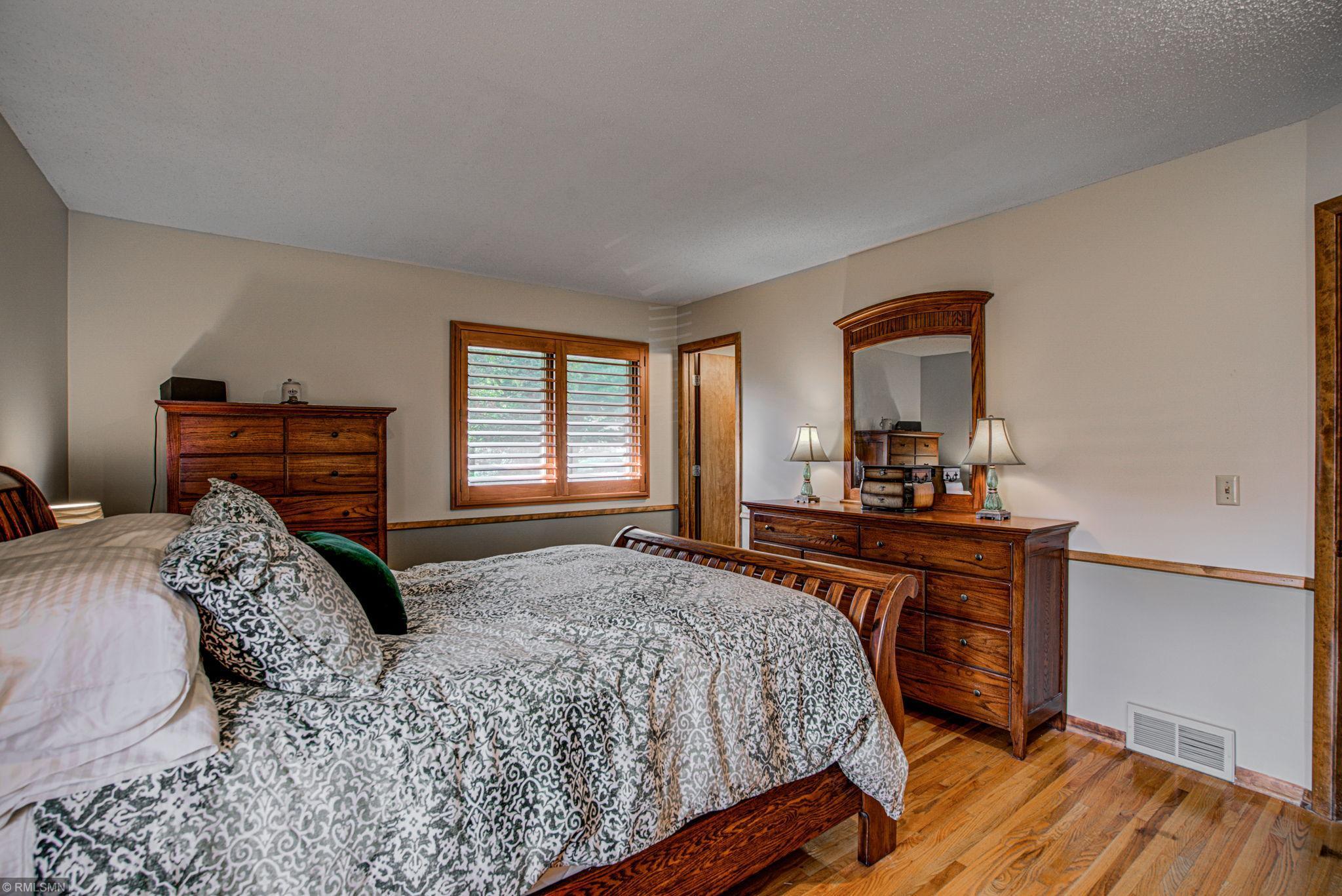 1518 Berne Road Northeast Fridley, MN 55421 - Photo 11 of 25