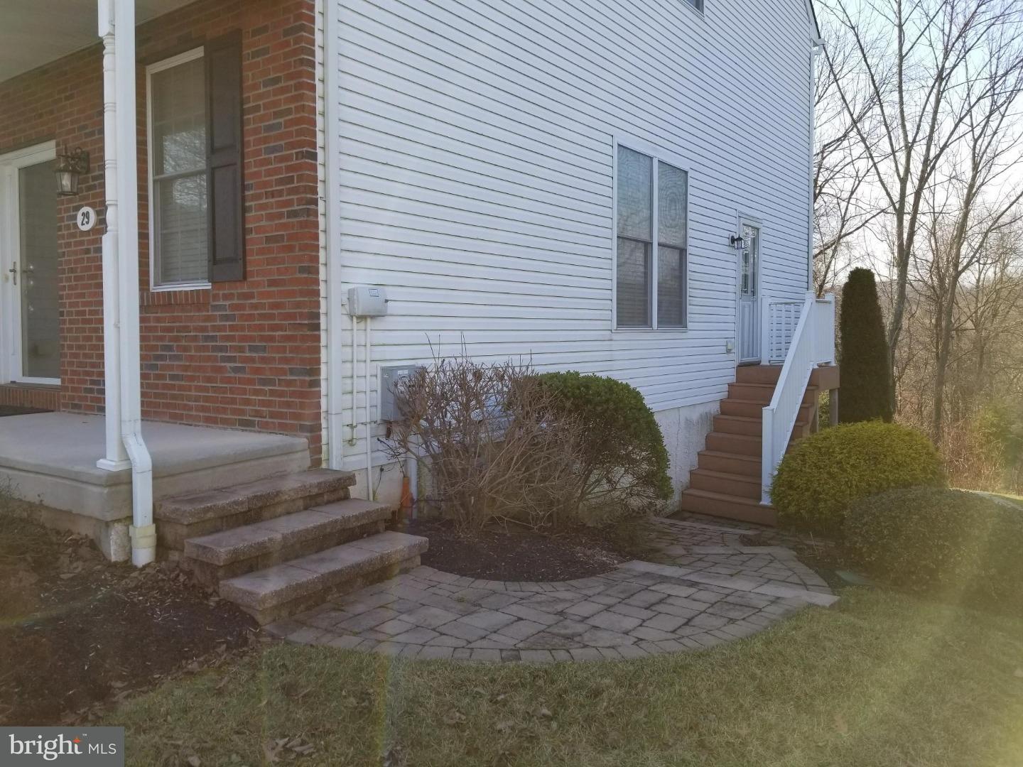 29 Rutherford Court Limerick, PA 19468 - Photo 2 of 21 Exterior Side