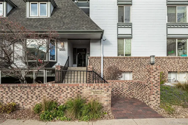a view of a kitchen with an oven
